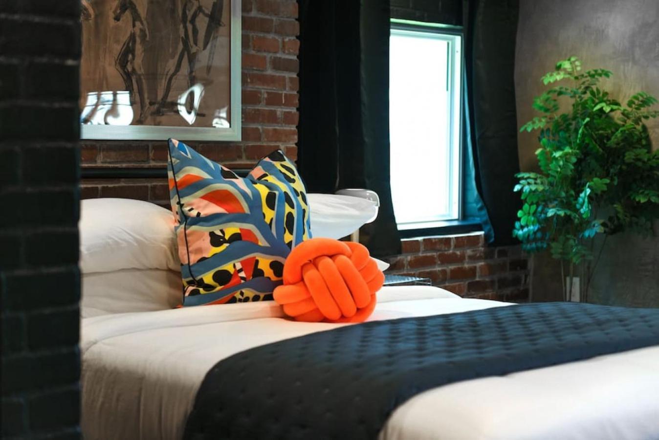 The Ridgway - 2 Apts In 1 - Great Privacy, Beautiful Space Pittsburgh Exterior photo